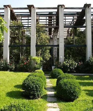 San Vigilio Hotel