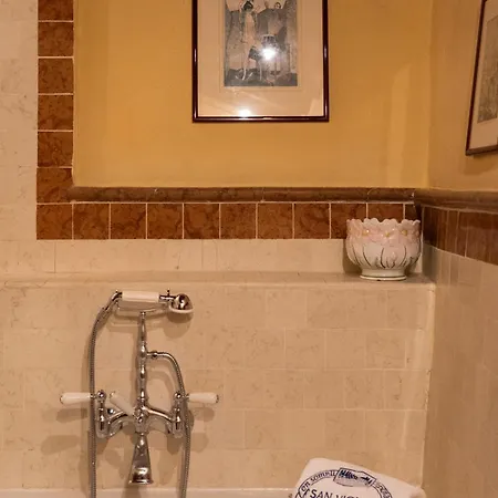 Hotel San Vigilio Garda (Verona)