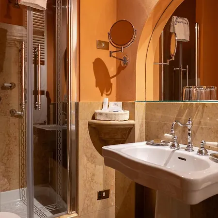 Hotel San Vigilio Garda (Verona)