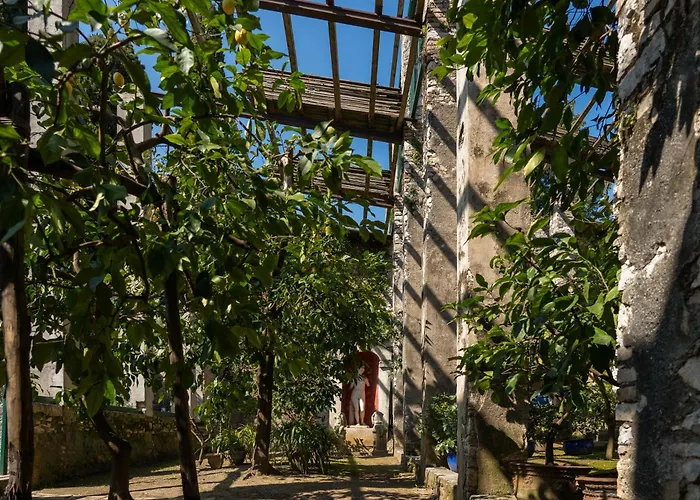 San Vigilio 3* Garda (Verona)